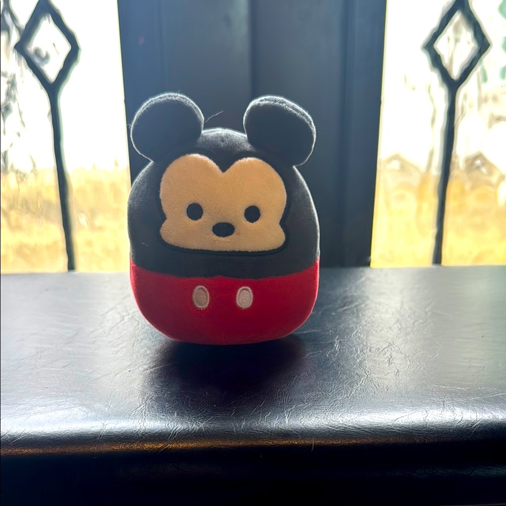 Disney Squishmallow – Mickey Mouse Plush 🐭❤️